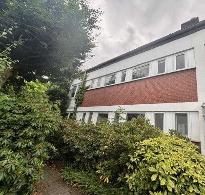 Lippstadt - helle 4-Zimmer Wohnung in kleiner Einheit, großer Balkon, Garage