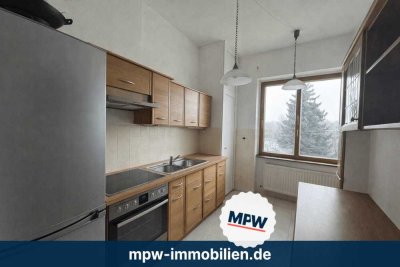 Direkt am Wasser: 3 Zimmer Altbauwohnung mit Balkon