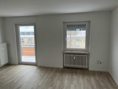 3-Zimmerwohnung mit Balkon in 35578 Wetzlar, Johann-Sebastian-Bach-Straße 7, 3.OG links