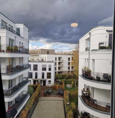 Zwischenmiete bis 30.06.27 - Viel Platz für den Alltag in diesem modernen Reihenhaus in Pankow