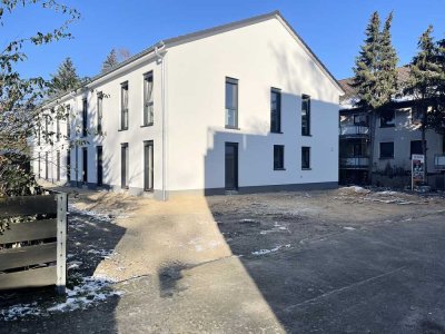Neubau | Modernes Stadtmittelhaus in schöner Bothfeld-Lage | Energieeffizient | Wärmepumpe