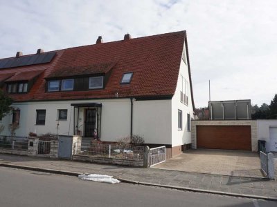 Adrettes 2-Familienhaus mit großem Garten in Nürnberg - Süd / Haus kaufen