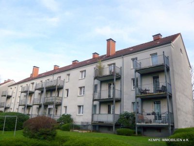 3 1/2 Raum-Wohnung im 2. OG mit 2 Balkonen und kleinem eigenen Garten (ca. 100 m²)