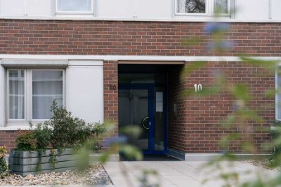 Reserviert! Wunderschöne Dachterrassen-Wohnung mit Neckartalblick und TG Stellplatz