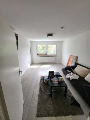 Nachmieter für Stilvolle 2-Raum-Wohnung mit Balkon und Einbauküche in Hannover gesucht,