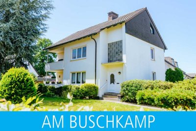 Sehr gepflegt in ruhiger Lage!
Zweifamilienhaus mit Garagen