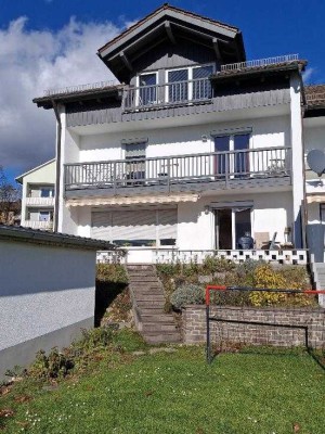 Wunderbares, gepflegtes Reiheneckhaus mit Fernsicht in Regen