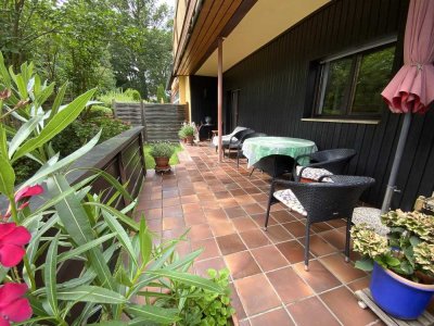Burgerfeld - Große Gartenwohnung mit viel Platz und zwei Terrassen, bezugsfrei
