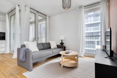 Donaumarina, Bestlage Donau &amp; Innenstadt, direkt an der U-Bahn, 1 Zimmer mit Fitness, Sauna, etc.(VIE251)
