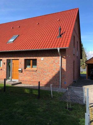 Wunderschöne Doppelhaushälfte in Toplage mit sonnigem Garten