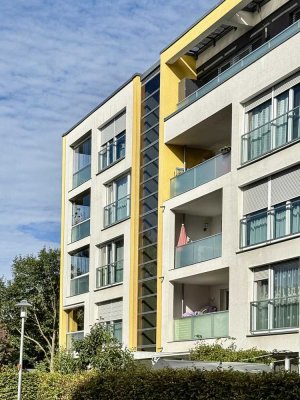 Großzügige-moderne 4-ZW direkt am Scharnhauser Park – mit sonnigem Balkon, Aufzug und Tiefgarage