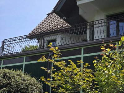 Geräumiges, günstiges und gepflegtes 6-Raum-Spezialgebäude mit geh. Innenausstattung