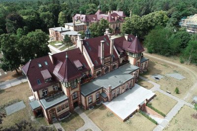 *Besichtigung 04.12.25 um 19:00 Uhr* Charmante 2-Zimmer Maisonette-Wohnung