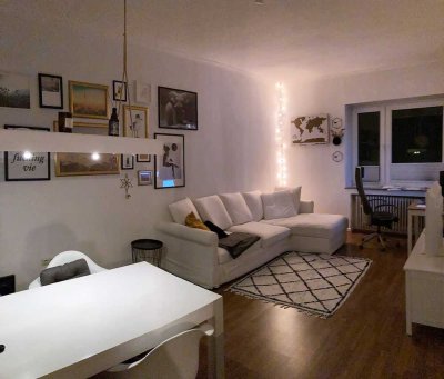 Dortmund, südliche Innenstadt ! 2,5 Zimmer 61m² Wohnung 1.OG mit Süd-Balkon !