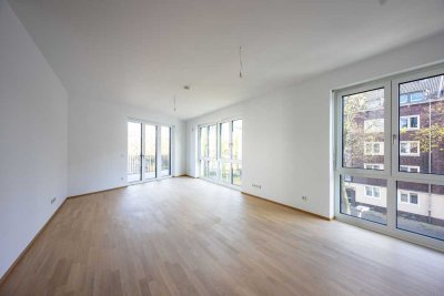 Lichtdurchflutete 4-Zimmer-Wohnung mit Loggia und 2 Bädern I 135 m²