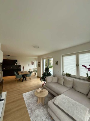 Traumhafte Neubau-3-Zimmer-Wohnung mit Südbalkon