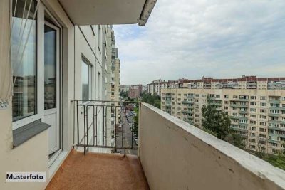 Appartement nebst Loggia mit Weitblick