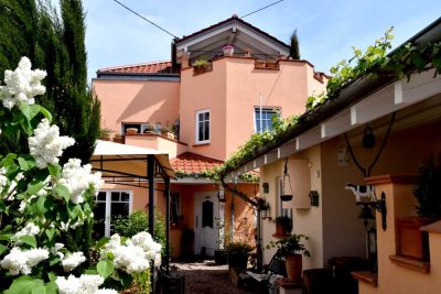 Mediterranes Flair im historischen Ortskern