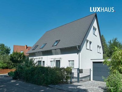 LUXHAUS-Doppelhaushälfte, die aus Wohnen ein Zuhause macht