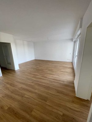 Moderne 3,5 Zimmer Wohnung mit Komplettpaket in Weinheim