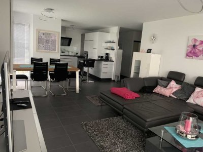 Exklusive 4,5-Zimmer-Wohnung mit EBK + Garten in Vaihingen an der Enz