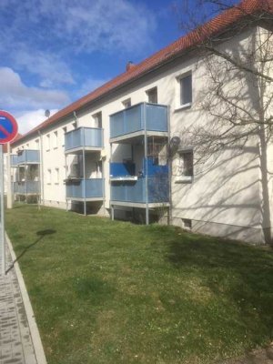Attraktive und gemütliche 3-Raum-Wohnung mit Balkon in Riesa