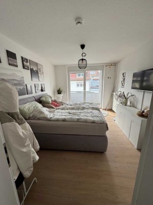 Geräumige 4-Zimmer Wohnung mit Balkon in zentraler Lage