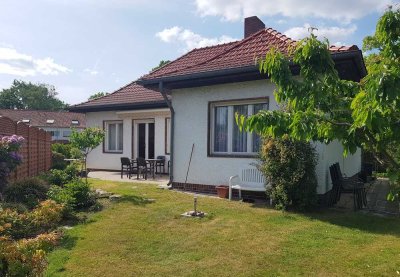 Schönes freistehendes Einfamilienhaus in Lichterfelde (Steglitz) zu vermieten