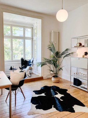 TOP !!! - Altbaujuwel - helle & gepflegte 4 Zimmer-Wohnung mit Balkon, 2 Bäder u.v.m.