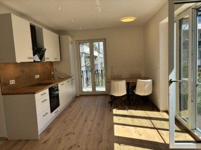 Erstbezug - eine möblierte Wohnung  in einer eleganen Stadtvilla mit 6 Wohnungen und 1 Pentouse
