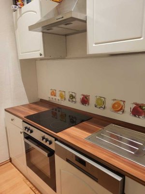 Modernisierte 2-Zimmer-Wohnung mit Gartenblick in Köln-Bayenthal