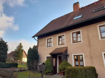 Großzügige Doppelhaushälfte in Olbernhau sucht neue Eigentümer!