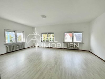 AB SOFORT + Helle und geräumige 3,5-Zimmer Wohnung mit Terrasse