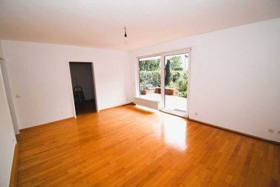 Helle freundliche 2,5-Zimmer-EG-Wohnung mit Terrasse und EBK in Koblenz Pfaffendorfer-Höhe