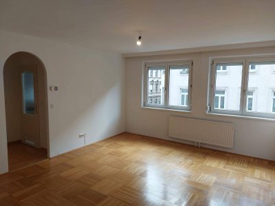 Ideale 3-Zimmerwohnung für Pärchen/2er WG für StundtInnen