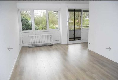 Apartment mit Balkon in Uni Nähe