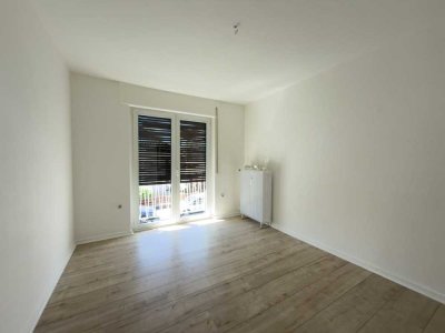 3-Zimmer-Wohnung mit Wintergarten in Frankfurt-Zeilsheim