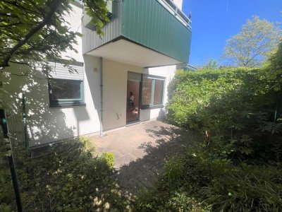 Wunderschöne helle 2-Zimmer-Erdgeschosswohnung mit großer Terrasse in ruhiger Lage mit Tiefgarage