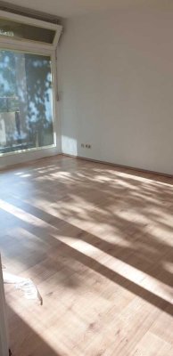 # Gut geschnittene 2-Zimmer Wohnung # Sonnenbalkon mit Blick ins Grüne