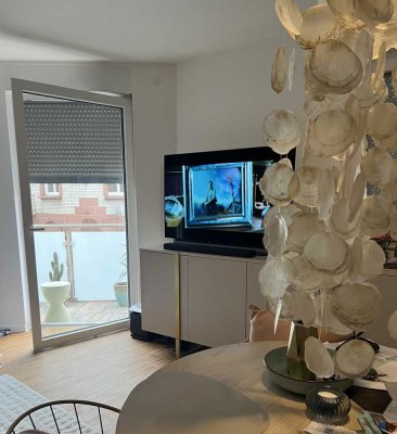 Exklusive 2-Zimmer-Wohnung mit luxuriöser Innenausstattung mit EBK in Mannheim