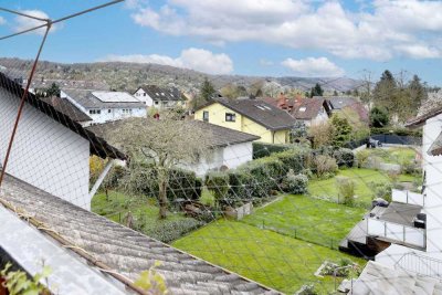 Schöner Wohnen in Durlach mit Blick in die Erlengärten und auf den Bergwald