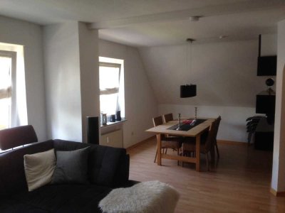1150 €, 95 m², 4 Zimmer