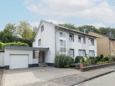 Seltene Gelegenheit in Bad Iburg – Zweifamilienhaus mit großem Garten & Blick ins Grüne