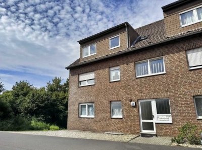 67 m² DG | Balkon | Erstbezug nach Renovierung | EBK | Geistenbeck