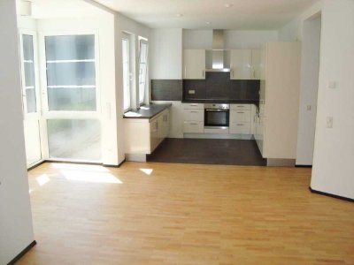 Stadtmitte: tolle 3,5- Zimmer-Wohnung von privat