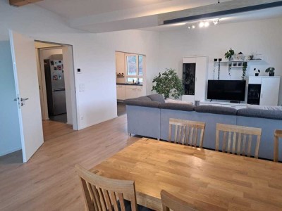 Großzügige 4-Zimmer Wohnung im Penthouse mit Loggia in Böbingen an der Rems