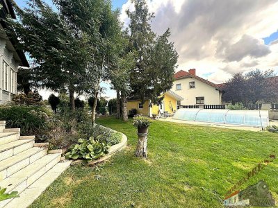 AKTIONSPREIS! Familientraum mit Keller und Garage! Großer Garten mit Swimmingpool! Sauna im Nebengebäude!