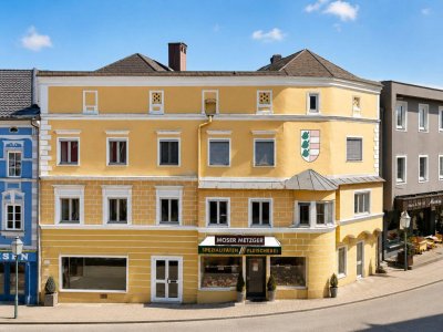 Großzügige Altbau - Wohnung 1 Stock mit viel Potenzial auf 160m² zum Schnäppchenpreis!