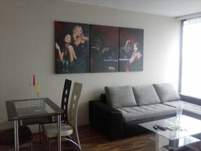 Bezugsfreie möblierte 2-Zimmer-Wohnung mit Garage in zentraler Lage