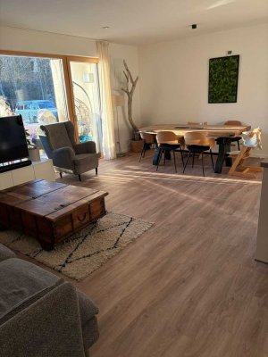 Neubau (2022) - schöne 3,5-Raum-Ergeschoss-Wohnung in Simbach-84359